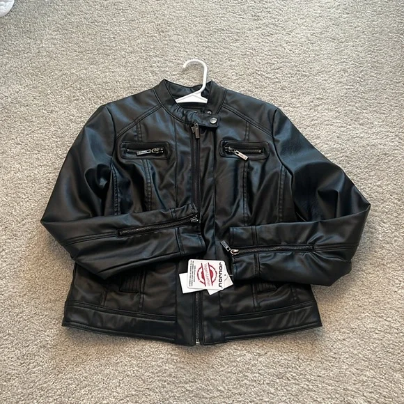 Vegan leather jacket NWT - Picture 6 of 8